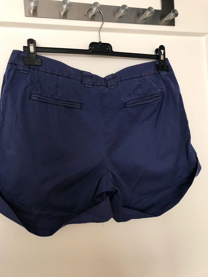 Tommy Hilfiger Damen Shorts Blau Gr. 8 Urlaub Sommer in München