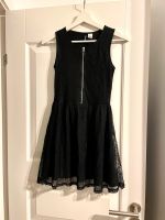 H&M Divided Damen Kleid mit Spitze kurz schwarz gr. xs 34 Neu Niedersachsen - Barendorf Vorschau