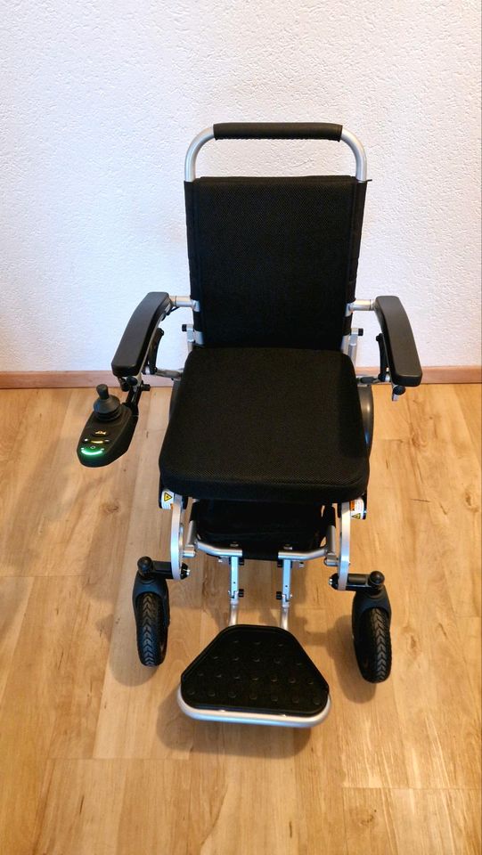 Neuware FreedomChair A07 Der Leichte faltbare Elektrorollstuhl in Stockach