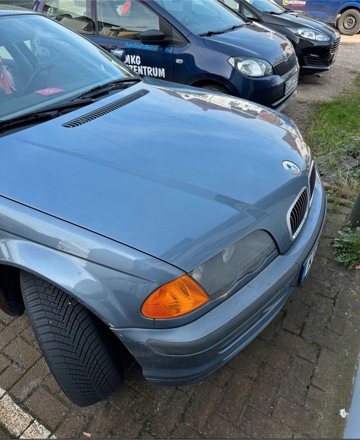 BMW 320i zuverkaufen in Süderbrarup