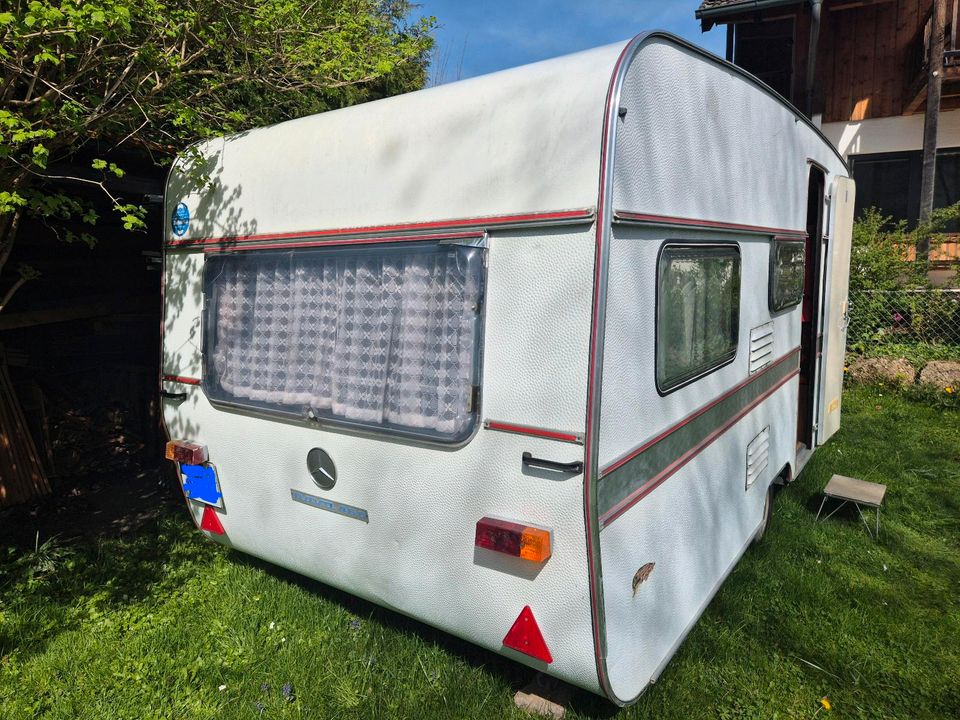 Wohnwagen Hymer Nova 460 in Ebersberg