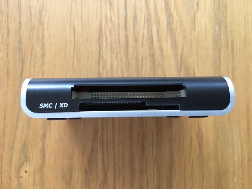 Trust CR-1610p USB Card Reader in Unterensingen