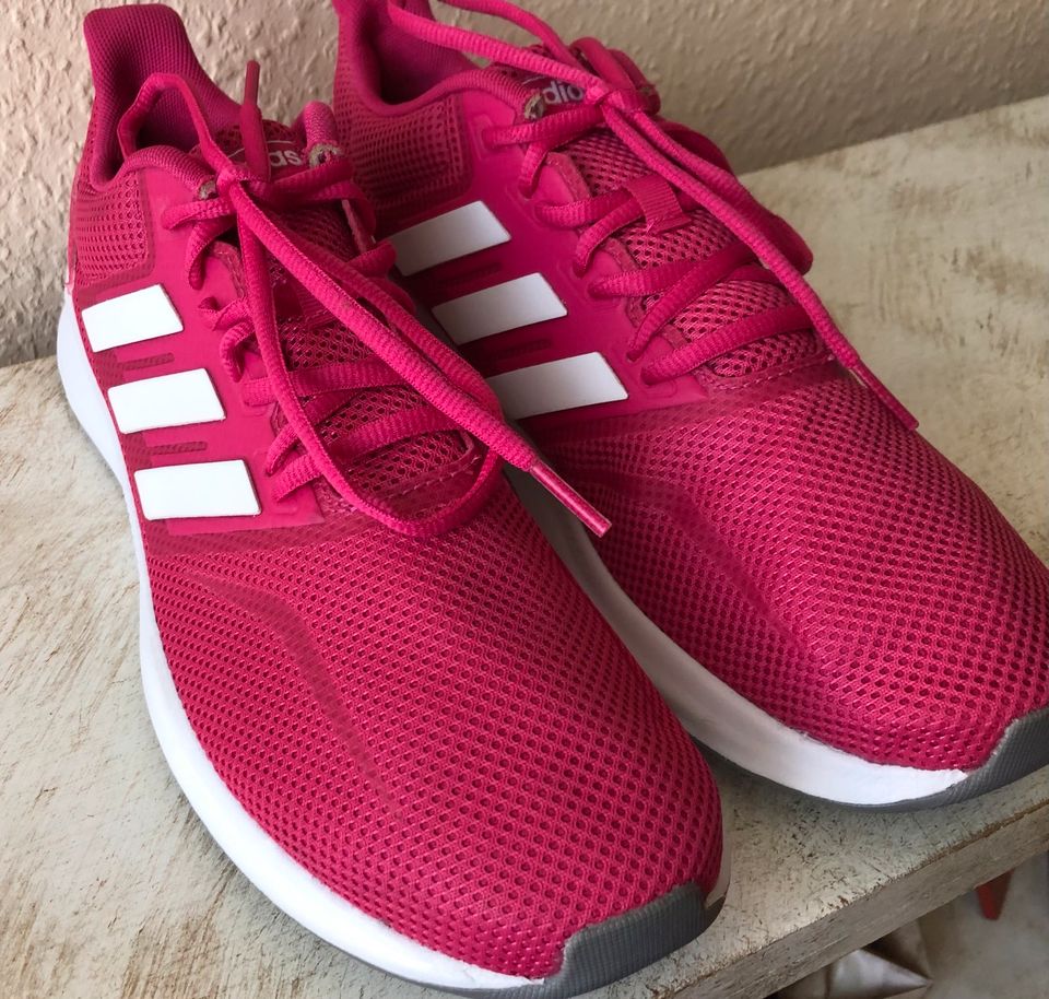 Neu**Damen*Adidas*Turnschuhe *Rot*EU 42 1/2 in Berlin