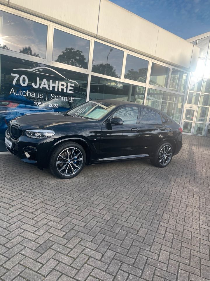 BMW X4 M40i Black Edition in Lüdenscheid