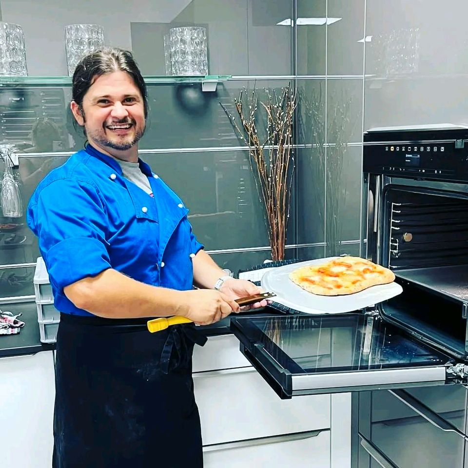 Pinsa, Pizza oder ein ganzes ital. Buffet mit live Pizzabäcker in Lampertheim