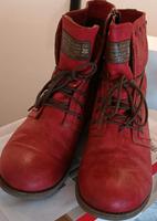 Mustang Boots / rot / Größe 41 Niedersachsen - Friedeburg Vorschau