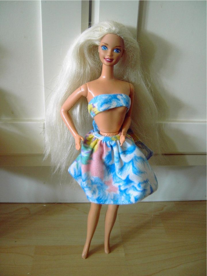 Vintage Barbie lange Haare Ken twirlin make up in Kreuzau
