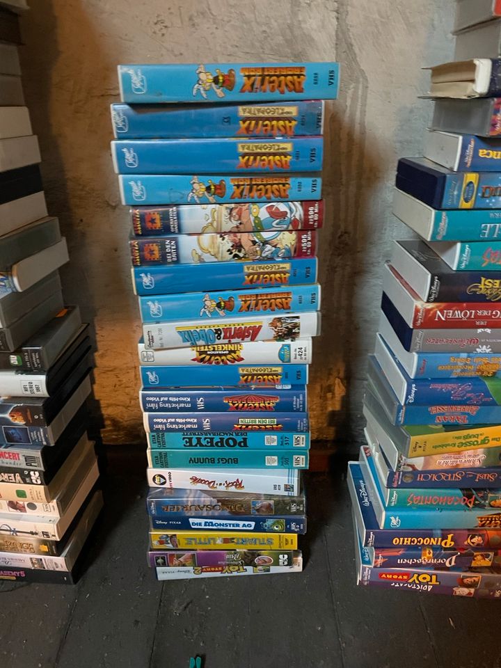 Riesige VHS Sammlung Videokassetten Konvolut Disney Hollywood 500 in Dortmund