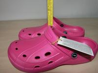 NEU Clogs Wasser Strand Bade Schuhe Magenta Pink 38 Mädchen Damen Baden-Württemberg - Dettingen an der Iller Vorschau