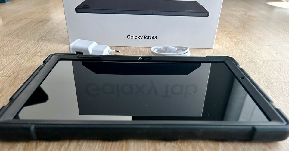 Samsung Galaxy Tab A8 (2022) WI-FI SM-X200 32GB 3GB RAM schwarz in Mauritz