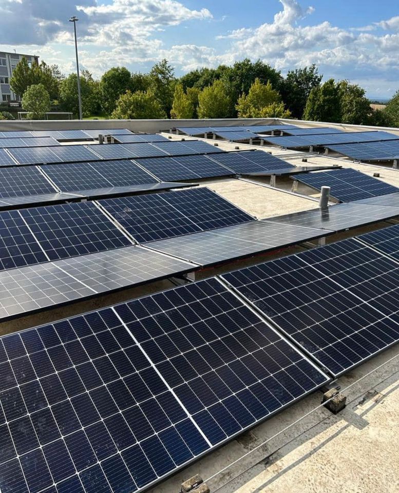 Komplettmontage Photovoltaik PV vom regionalen Elektrobetrieb in Gensingen