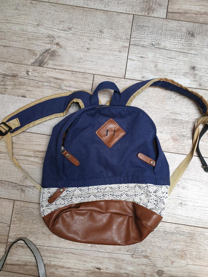 Rucksack Damen in Lage