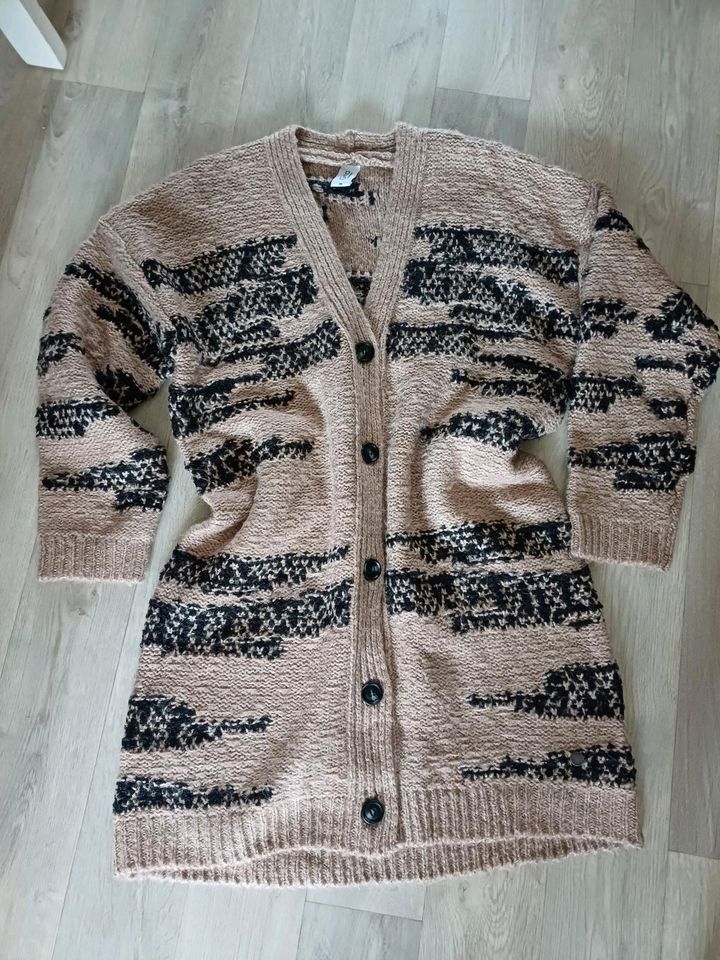 Strickjacke für Damen Gr.38 Neu in Laage