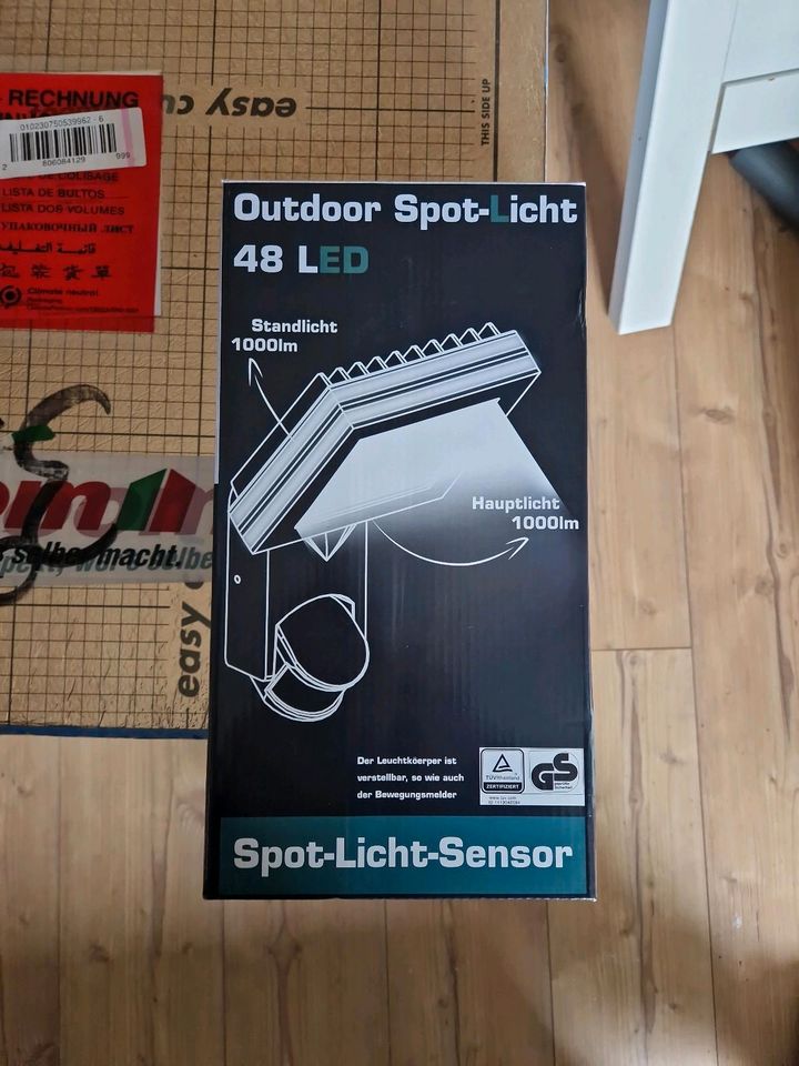 Outdoor LED Strahler mit Bewegungsmelder in Schöningen