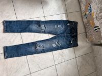 Jeans mit Löcher Optik Größe 146 Altona - Hamburg Blankenese Vorschau