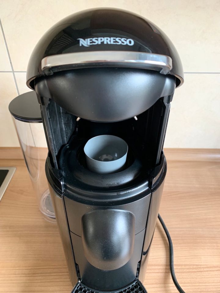 Nespresso Vertuo Plus Kapselmaschine - schwarz in Ellerstadt