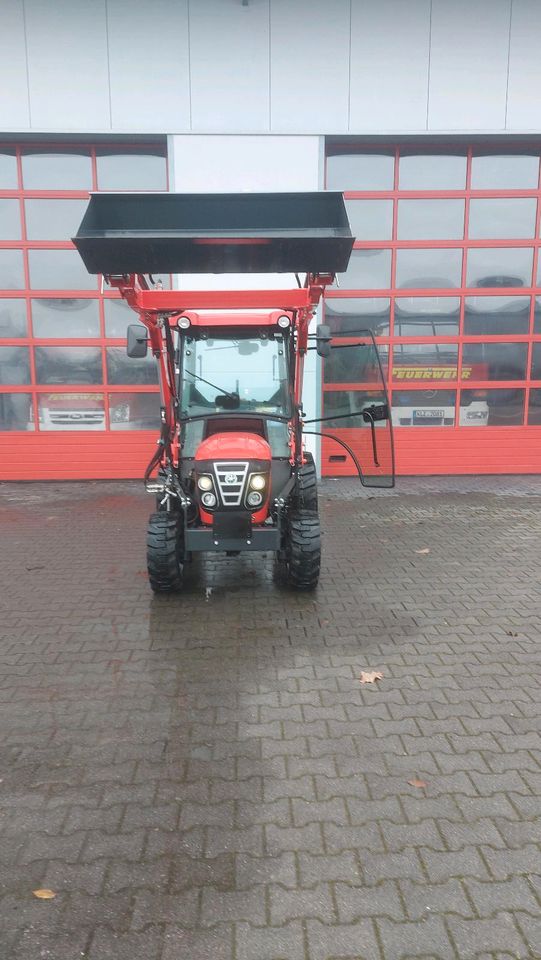 Fieldtrac Frontlader Kleintraktor Traktor Hofschlepper in Geldern
