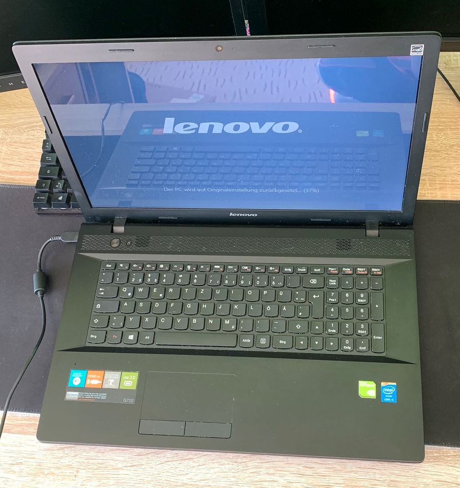 Lenovo G710 Windows 8 in Plön 