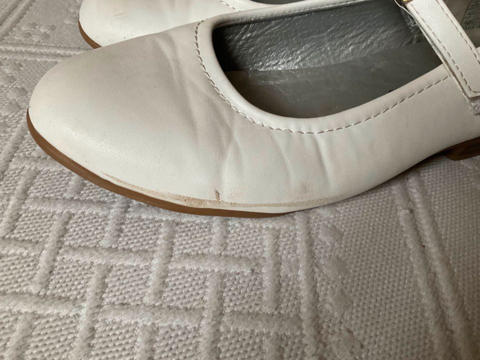 Sommerkind Ballerinas weiß Gr. 35 Kommunion Schuhe Sommer Leder in Oberursel (Taunus)