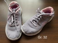 Skechers rosa-grau-glitzer Gr. 32, Mädchen Hessen - Butzbach Vorschau