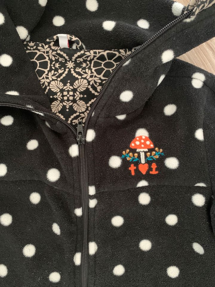 Blutsgeschwister Fleece Jacke Mantel schwarz weiß Punkte dots M in Bamberg