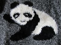 handmade Strickpullover Panda Gr. 164-170 inkl. Versand Sachsen-Anhalt - Naumburg (Saale) Vorschau