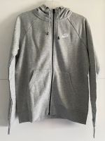 neue graue Nike Sweatjacke Hessen - Vellmar Vorschau