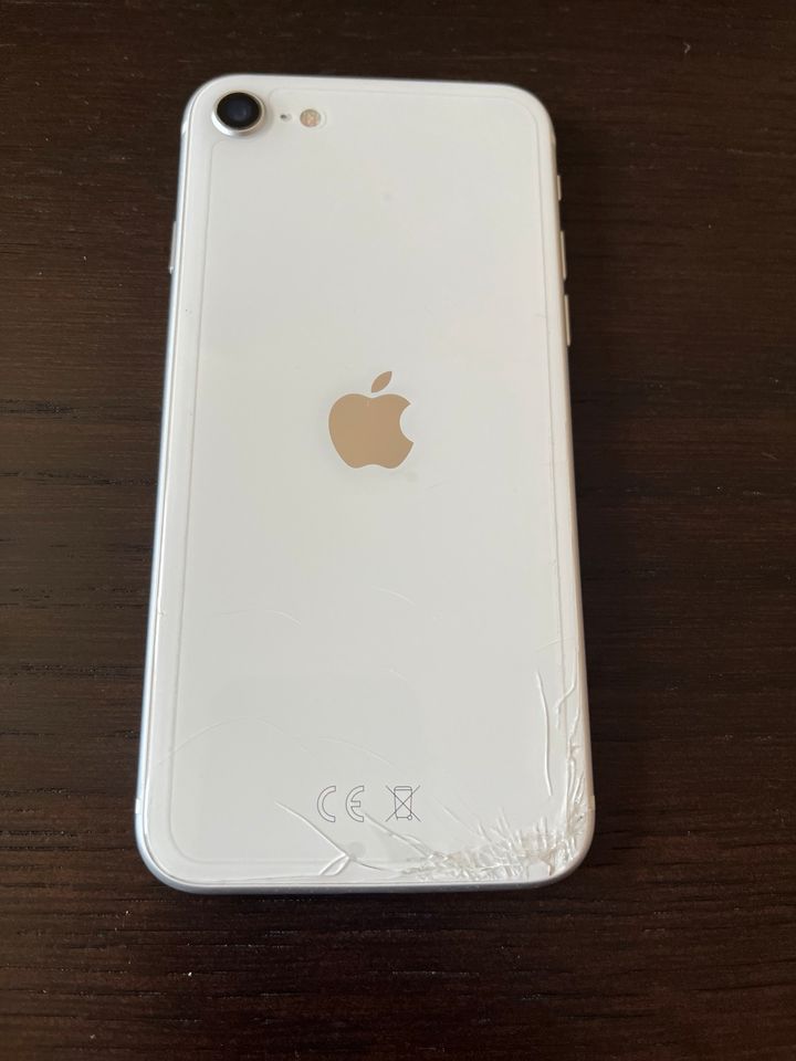 Apple Iphone SE 2020 (2. Generation) Weiß 128 GB, 80% Akku in Trier