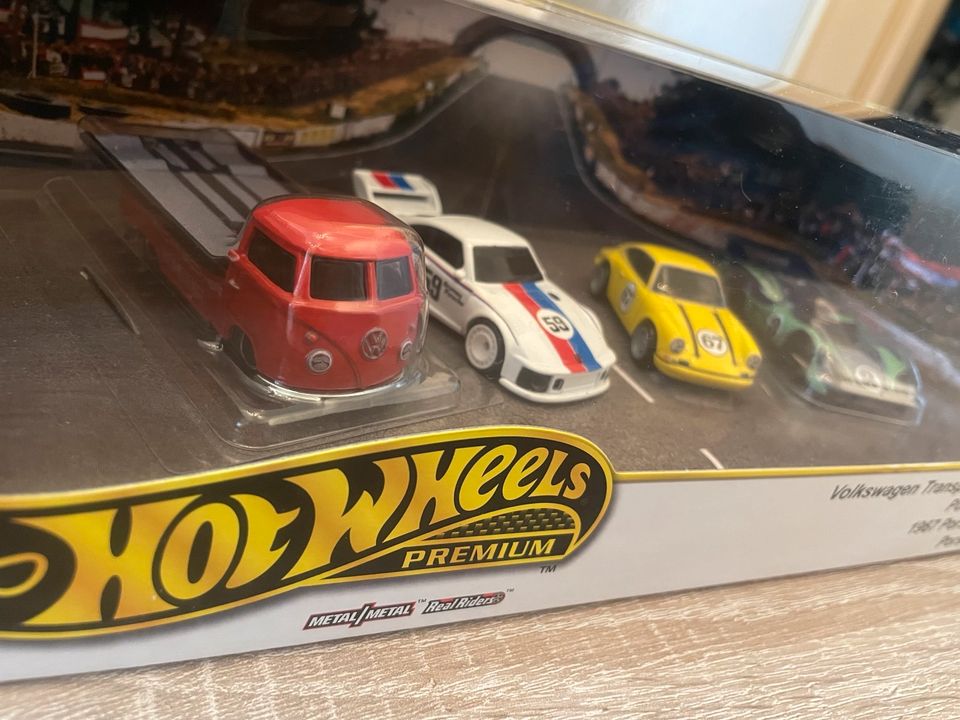 Hot Wheels - Premium Collector Display Sets in Görlitz