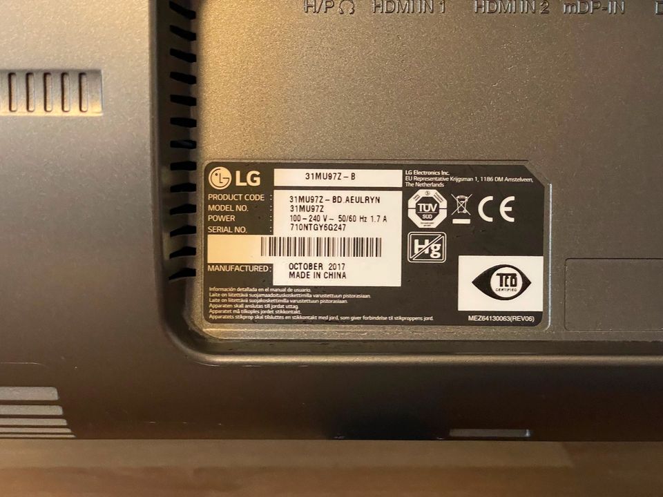 31 Zoll 4K HDR Display LG 31MU97Z in München