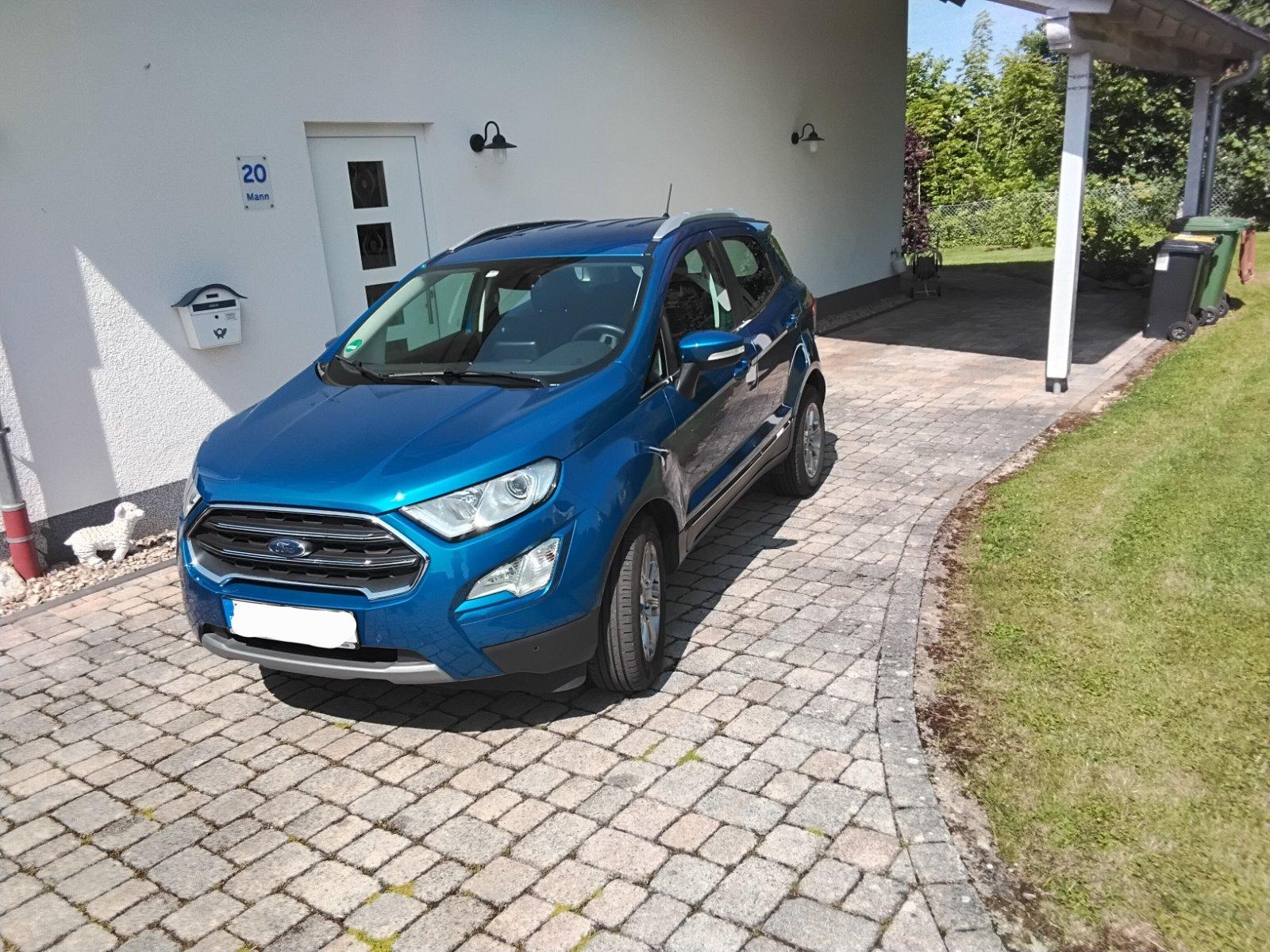 Abbildung des Autos Ford EcoSport, Titanium …