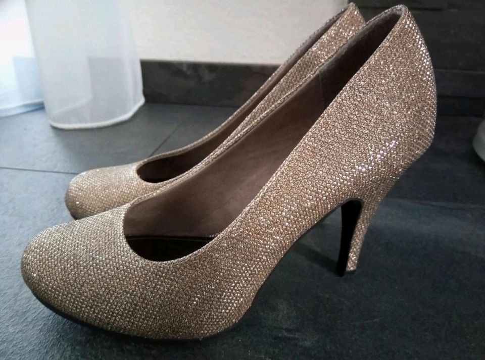 Pumps Tamaris Gold Glitzer in Scharbeutz