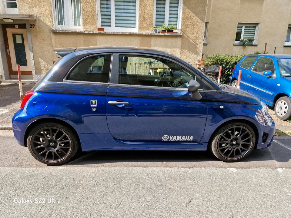 Abarth 595 monster energy yamaha in Offenbach