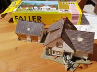 Faller B-270 Landhaus m. Doppelgarage beschädigter OVP u. Anleit. Niedersachsen - Braunschweig Vorschau