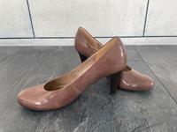 Gabor Leder Schuhen Damen Pumps 39 braun Absatz Hessen - Großkrotzenburg Vorschau