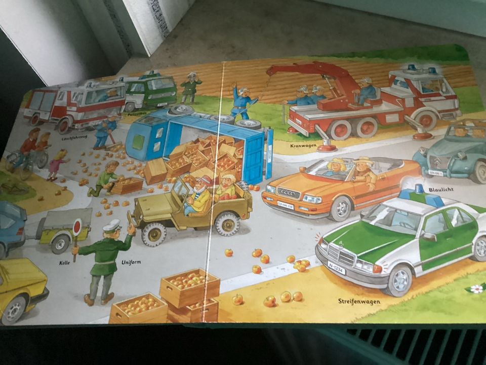 Mein Bundes Fahrzeuge Buch in Malsfeld