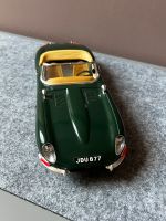 Burago Jaguar Modellauto 1/18 gebraucht Bayern - Rotthalmünster Vorschau