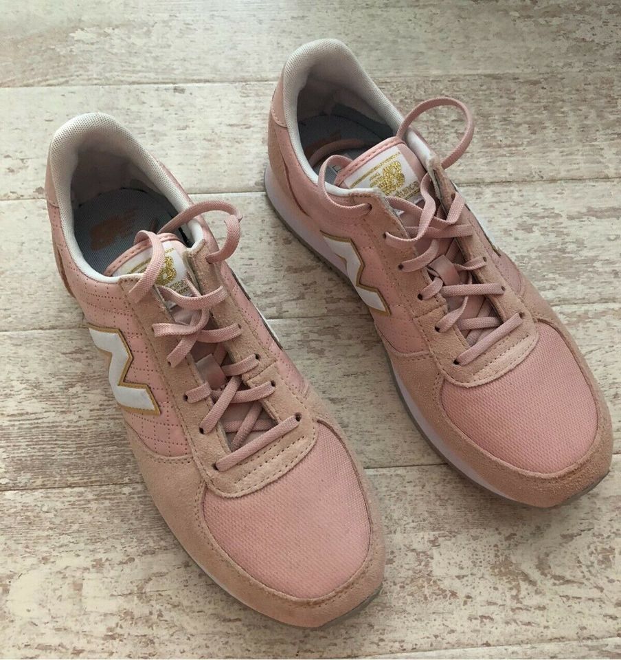 NEU! New Balance rosa / rosé / gold / 40,5 / wl220tpa in Unna