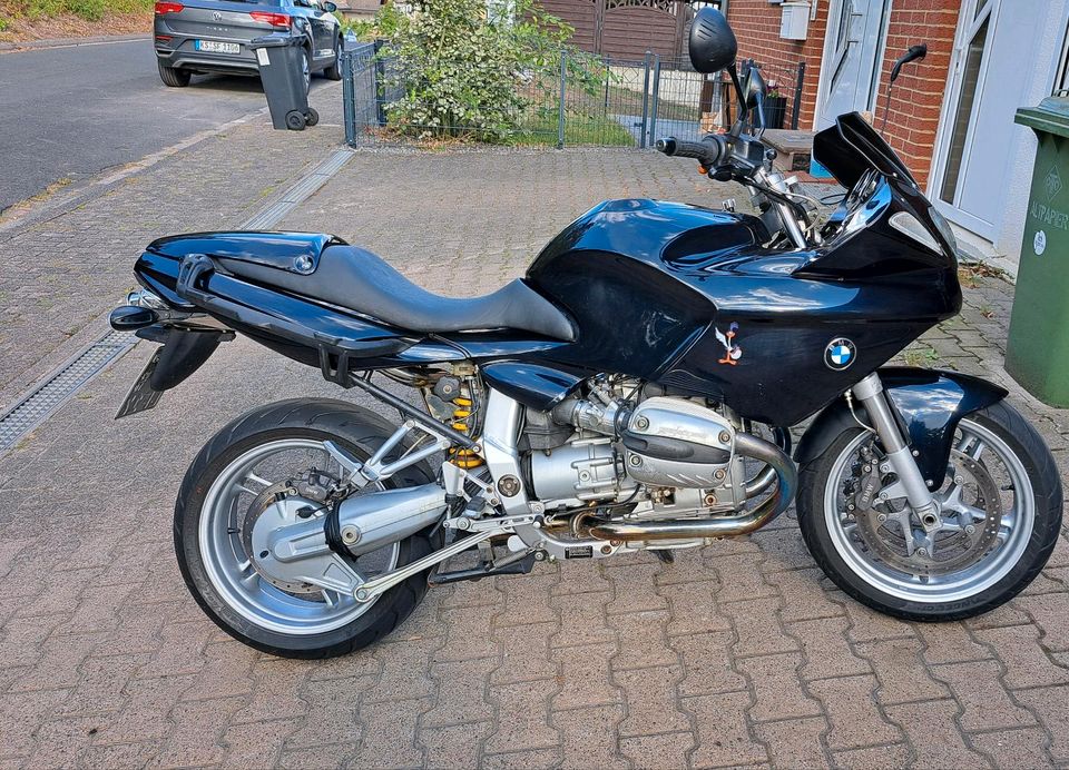 BMW R1100 S in Calden