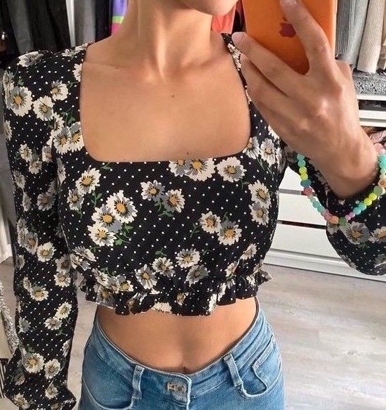 zara crop top Gr. S neu floral blumen in Berlin