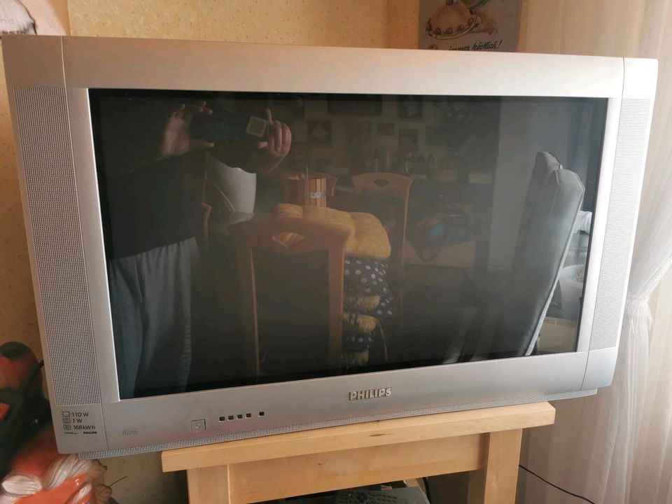 Philips Nostalgie Fernseher zu verkaufen in Fränkisch-Crumbach