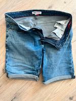 Tommy Hilfiger Jeans kurz Hannover - Ahlem-Badenstedt-Davenstedt Vorschau