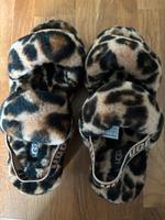 UGG Oh Yeah Panther Print Slide Hausschuhe Sandalen Gr. 38 - NEU Nordrhein-Westfalen - Bedburg Vorschau