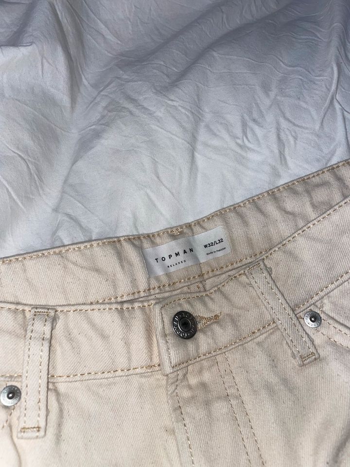 Jeans/Cord/Chino Hose - Paket aus 8 Hosen in Hamburg