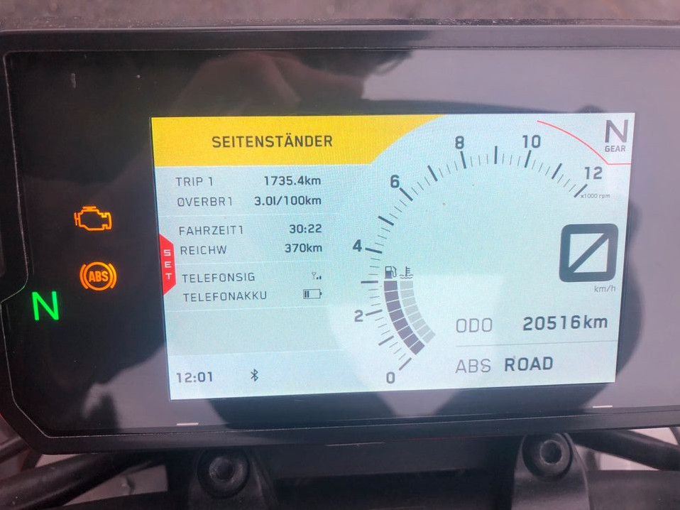 KTM Duke 125, 20tkm, top Zustand, viele Ersatzteile in Stetten am kalten Markt