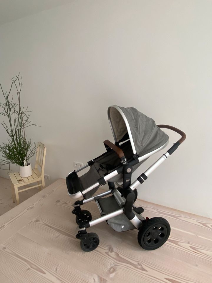 Joolz Day Studio Gris Kinderwagen Set mit Buggy Board Maxi in Bayern -  Starnberg | Kinderwagen gebraucht kaufen | eBay Kleinanzeigen ist jetzt  Kleinanzeigen