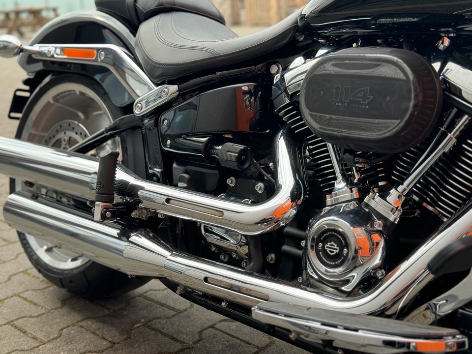 Harley-Davidson FLFBS Softail FAT Boy 114 in Ahlde