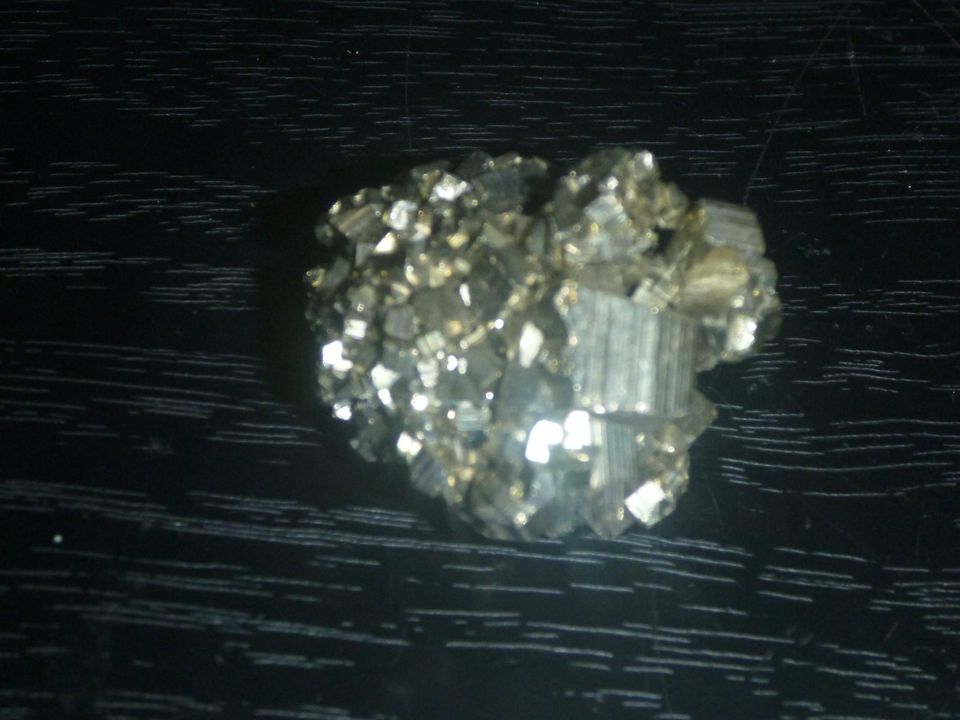 Pyrit (Goldpyrit) Cluster Stufe (KS)  Edelsteine Mineralien in München