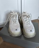 Balenciaga Triple S Sneakers, clear sole für Damen, weiß, Gr. 39 Mecklenburg-Vorpommern - Greifswald Vorschau