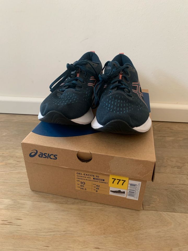 Asics Laufschuhe Gel Excite 10 Ortholite Größe 42 in Lüneburg